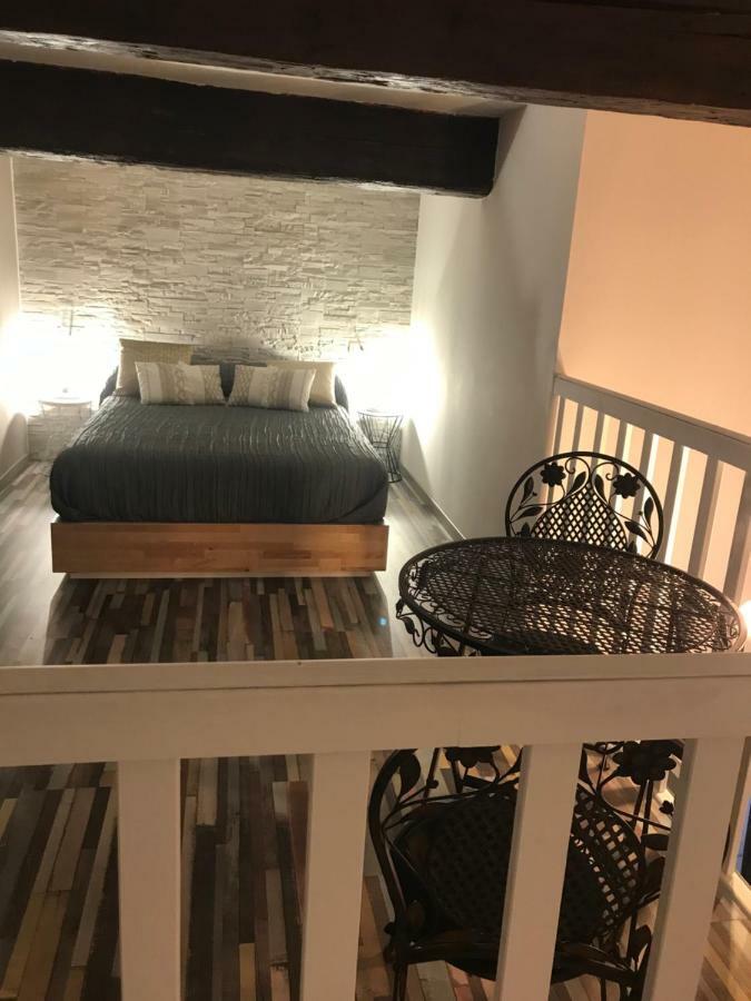 San Carlo Holiday House โบโลญญา ภายนอก รูปภาพ